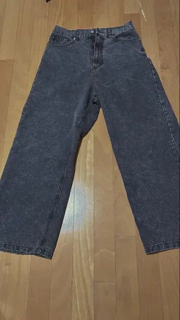배기 진 데님 블랙