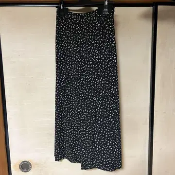 garde corps 꽃무늬 스커트