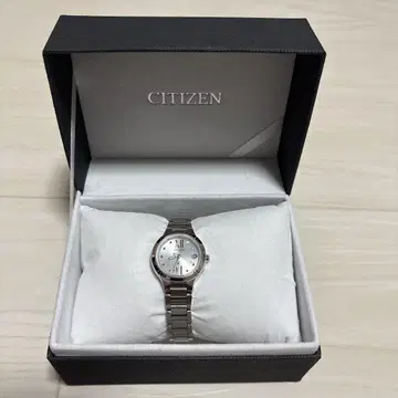 CITIZEN 크로스 시 여성용 손목시계