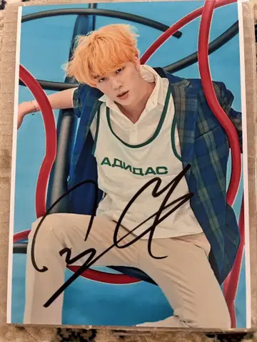 bts JIN 싸인 아디다스 사진