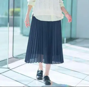 새상품 INDIVI [세탁 가능/허리밴딩] 아코디언 플리츠 스커트 S