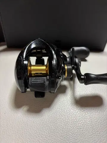 시마노 Bass One XT 7.1:1 낚시릴