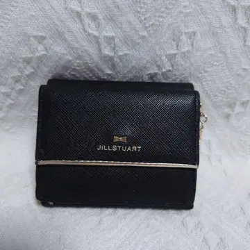 JILLSTUART 블랙 3단 폴더형 지갑