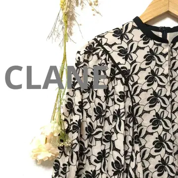 CLANE 클라네 플라워 레이스 아치 라인 블라우스 상의