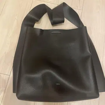 LECCPLOJECT ARC BIG BUCKET (토트백)