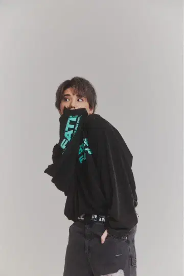 RULE THE FATE 롱 T size2