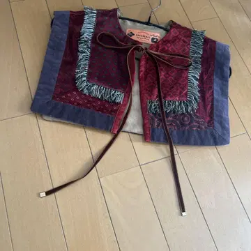 미사용 새상품 REHERSALL 프린지 탈부착 카라 레드