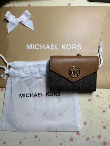MICHAEL KORS 지갑