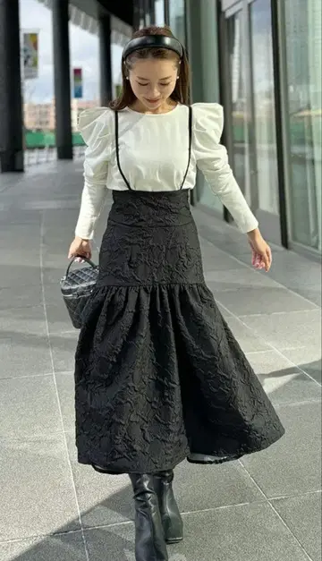 ST.ROONEY 하이 웨스트 살로펫 스커트