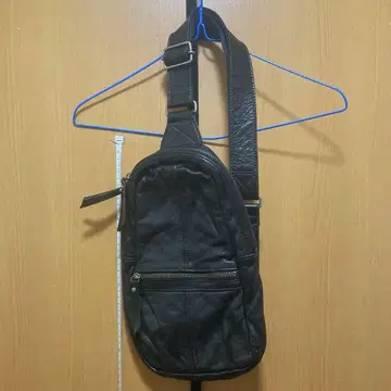BAGGYPORT 천연 가죽 레더 바디백 블랙