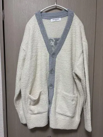 젤라또피케 옴코모코 가디건