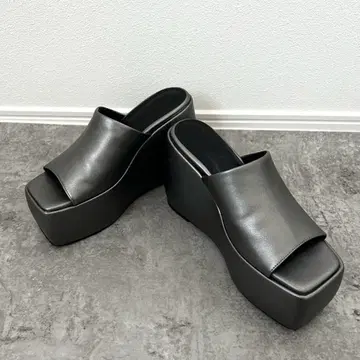 EMODA 에모다 탱크 볼륨 밑창 샌들 통굽 실버 S