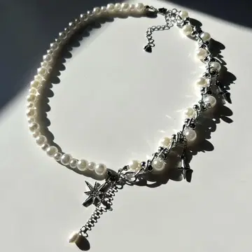 handmade pearl necklace accessory