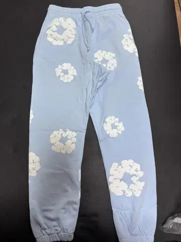 Denim Tears 신상 Wreath 스웨트 팬츠 S 사이즈