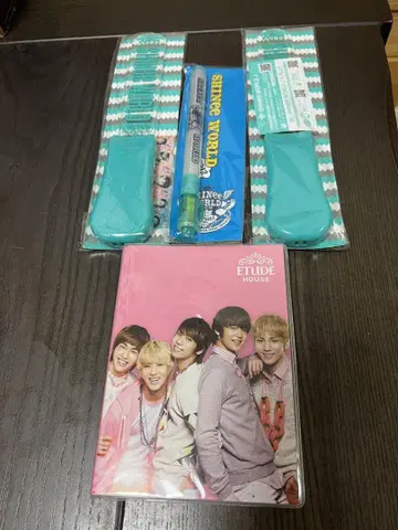 SHINee 응원봉과 메모장 세트 묶음 판매