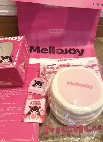 Mellojoy 럭셔리 수플레 스퀴즈 핑크 크림 크림
