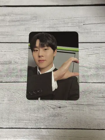 MONSTA X 서울 콘 트레이딩 카드 주헌 2