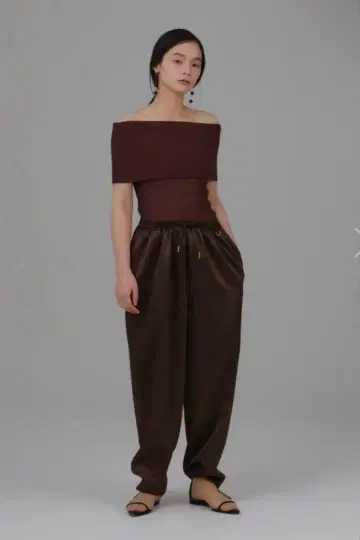 Louren off shoulder knit tops BROWN