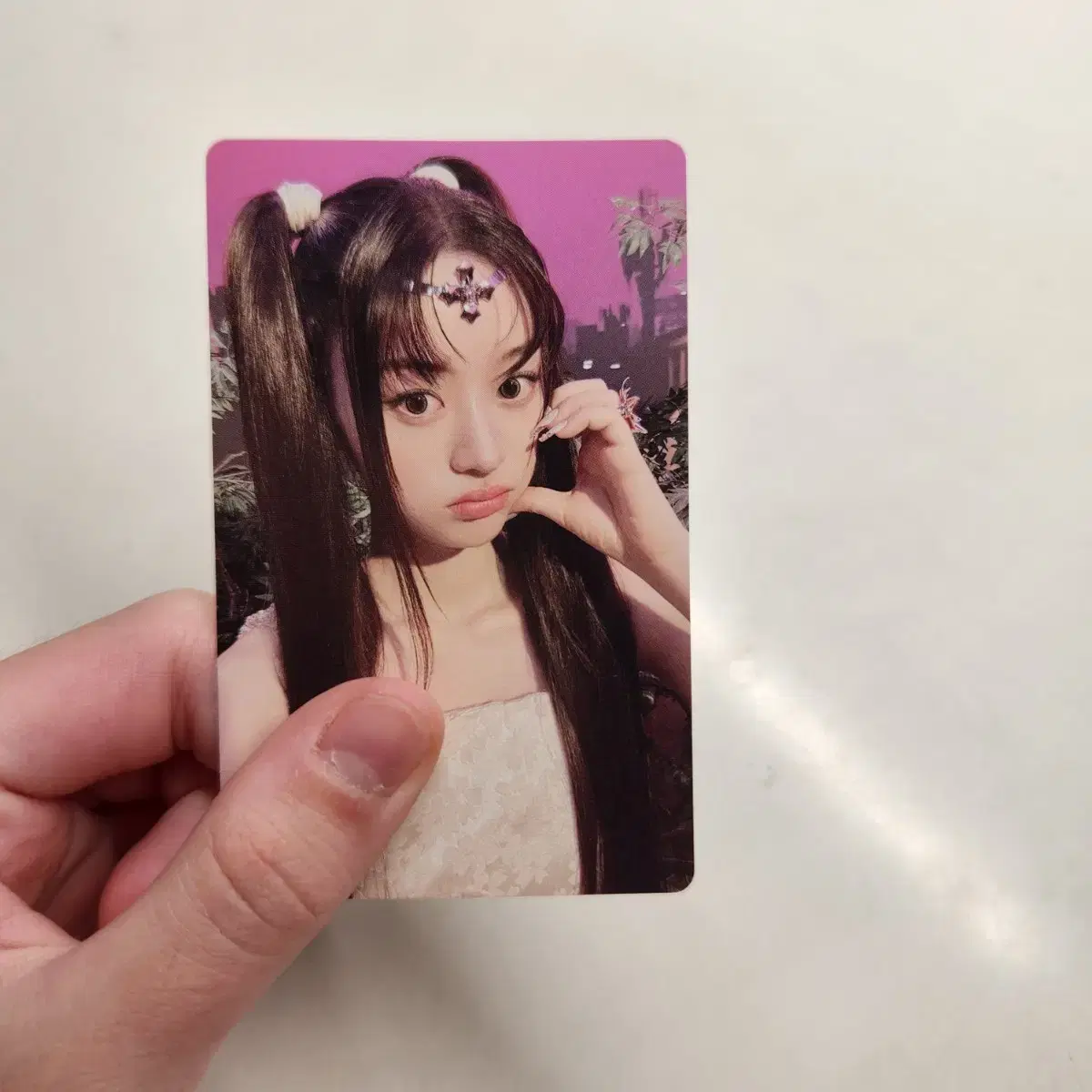 ILLIT bomb STUDIO CHOOM イロハ ILLIT bomb Studio Choom unreleased photocard wts yoona minju