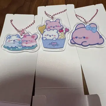 라부이즈 아크릴 키링 로손 한정판