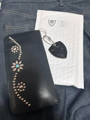 HTC 지갑 트래커 월렛 아메카지