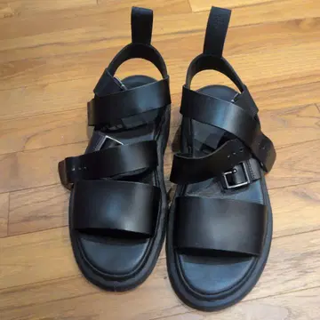 Dr.Martens 닥터마틴 그리폰 샌들