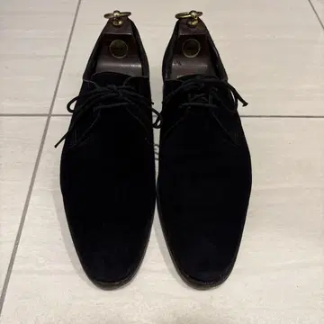 Crockett & Jones Bateman 스웨이드 신발