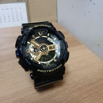 GA-110GB CASIO G-SHOCK 새상품급 작동됨 블랙 골드