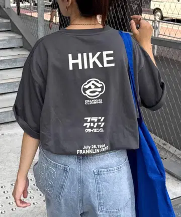 HIKE 일본과 서양 로고 티셔츠