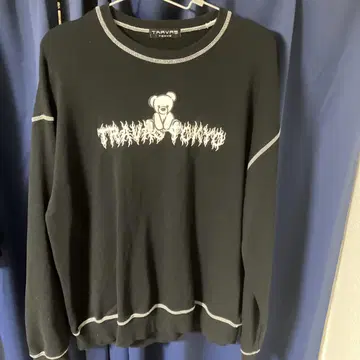 Travas Tokyo 트레이닝복