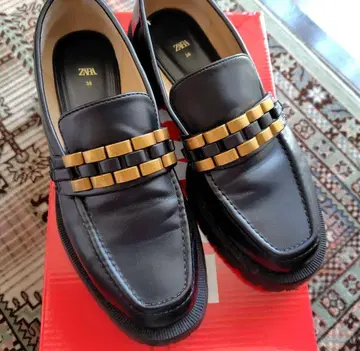 ZARA 트랙 솔 비쥬 로퍼