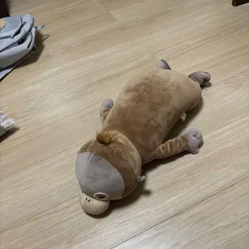 게으른 봉제 인형