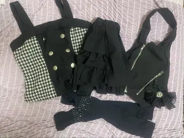 고스로리 계열 블랙 체크 무늬 뷔스티에, 스커트, 암커버 세트