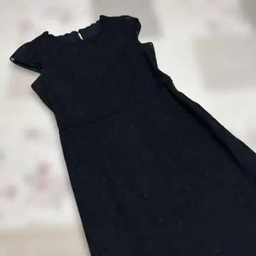 ROCHAS 전체 레이스 도트 프릴 원피스