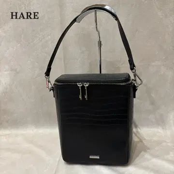 HARE 하레 박스 숄더백 엠보 블랙