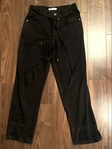 자라 벨트 카펜터 팬츠 사이즈 30 EUR38 블랙