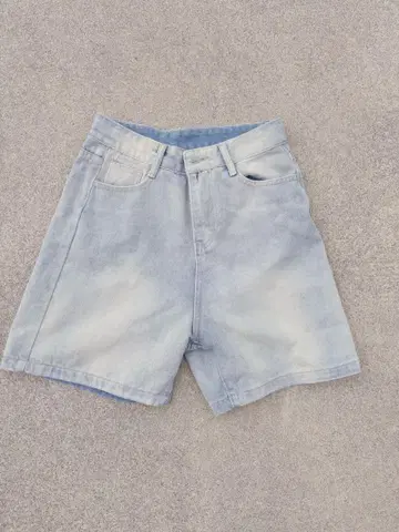 데님 숏팬츠 S 사이즈 00s
