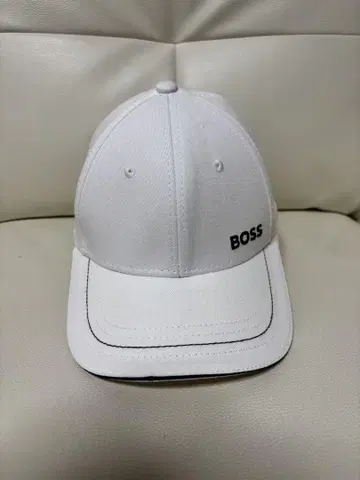 BOSS 화이트 캡 조정 가능