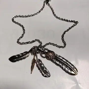 Marchen 깃털 모티브 목걸이