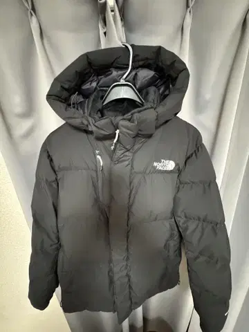 THE NORTH FACE 블랙 다운 자켓