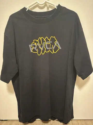 RVCA 블랙 티셔츠
