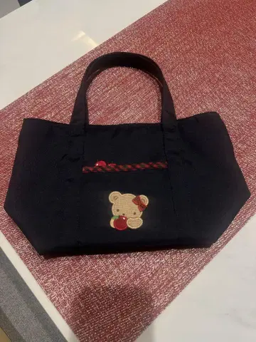 파밀리아 핸드백 런치백