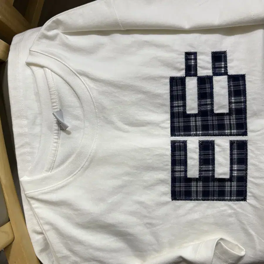 ENZO BLUES ♥ pixel logo boxy t-shirt / 追跡付 Enzo Blues Pixel Logo Boxy T-shirt Gray on Bunjang Global Site.