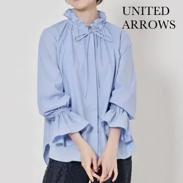UNITED ARROWS 프릴 칼라 플레어 슬리브 블라우스 블루