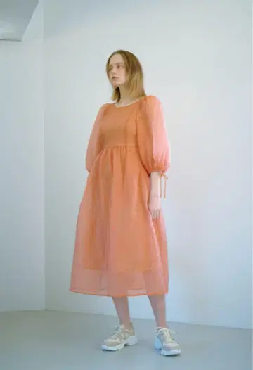 릴앤비션 Volumy shell onepiece