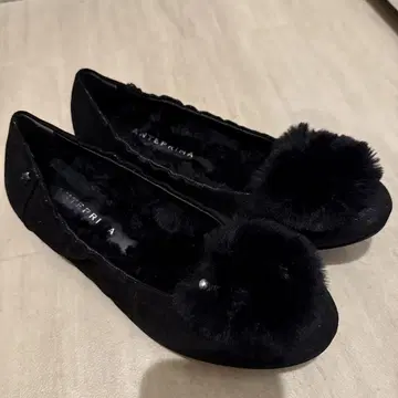 ANTEPRIMA 퍼가 달린 발레 슈즈 블랙