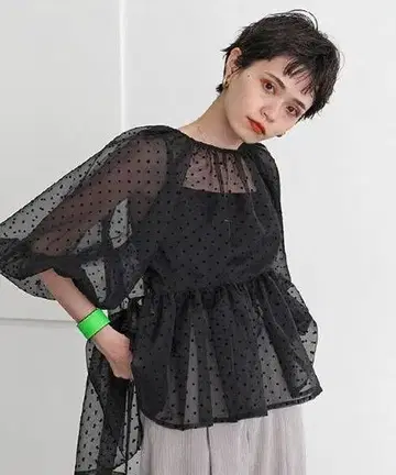 메쿠루 오간자 티어드 탑