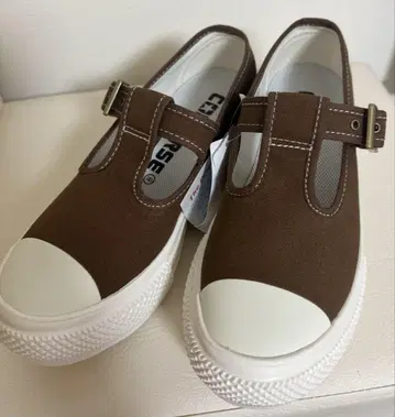 새상품 미사용 converse 스니커즈