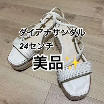 DIANA 화이트 스포츠 샌들