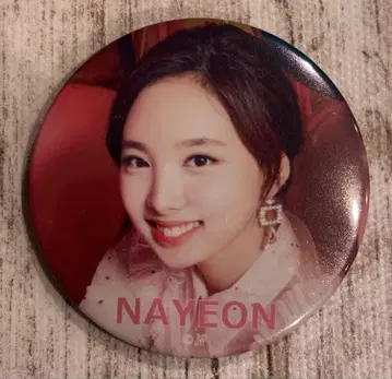 TWICE Popup Store 나연 캔뱃지